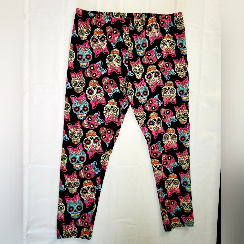 NOBO Black Loggings with colorful Skulls